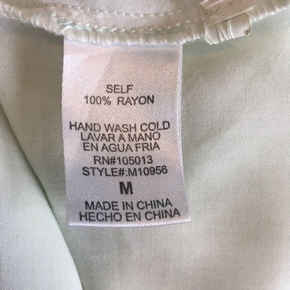 The Paisley Parrot Embroidered Blouse - Picture 6 of 7